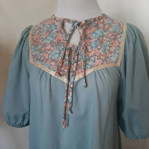 Vtg 70s Sky Blue Floral Yoke Ruffle Prairie Dress, Small - Picture 5 of 10
